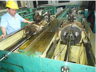 南洲雙線(xiàn)高精密度軋機(jī)